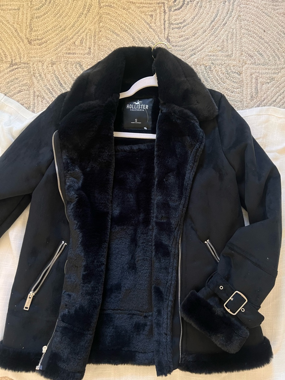 Hollister Black Faux Fur Lined Sherling Jacket NEW SIZE S
